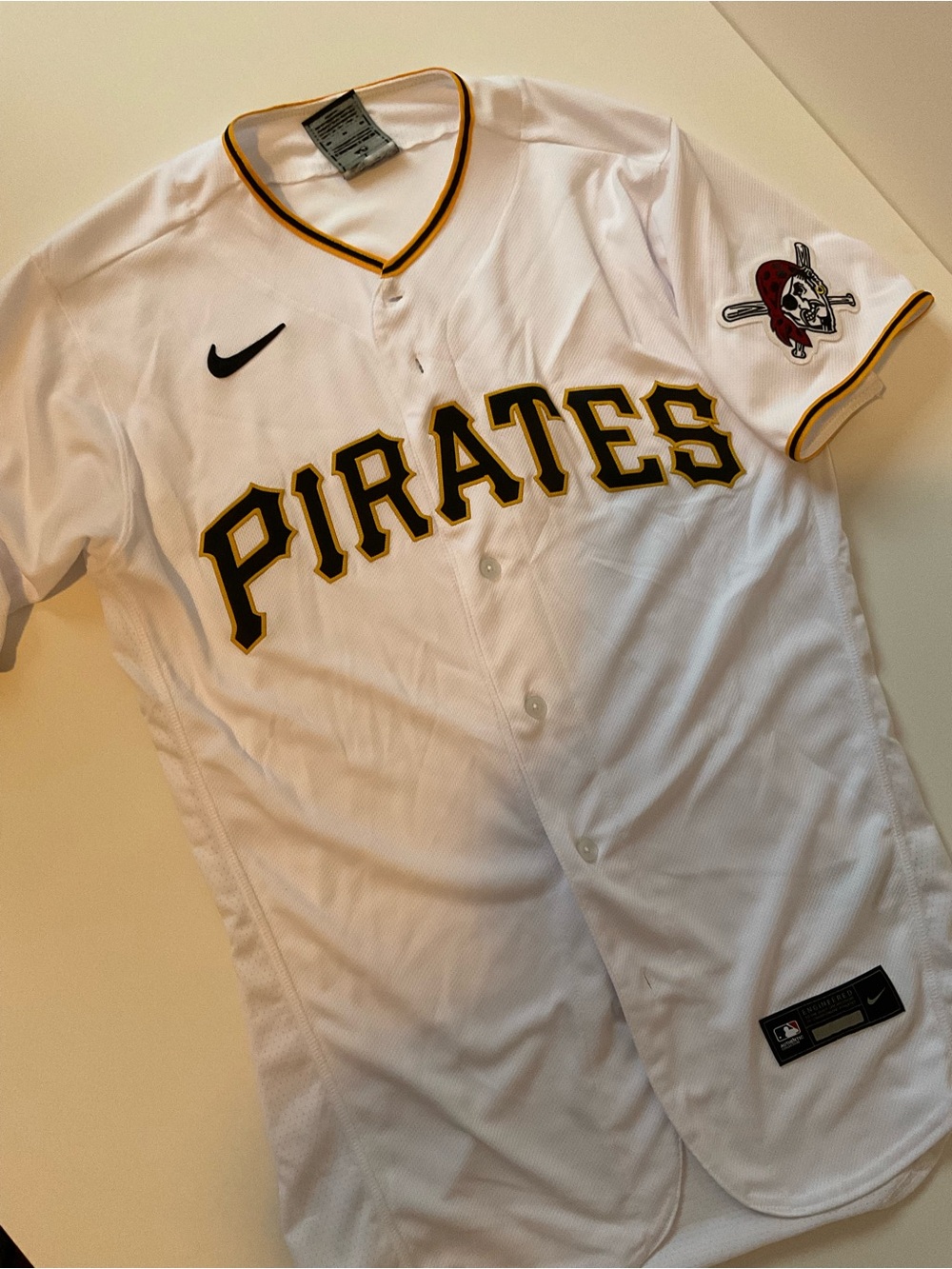 Nike MLB Pittsburgh Pirates Authentic Jersey Men’s 40 Medium New Without Tags